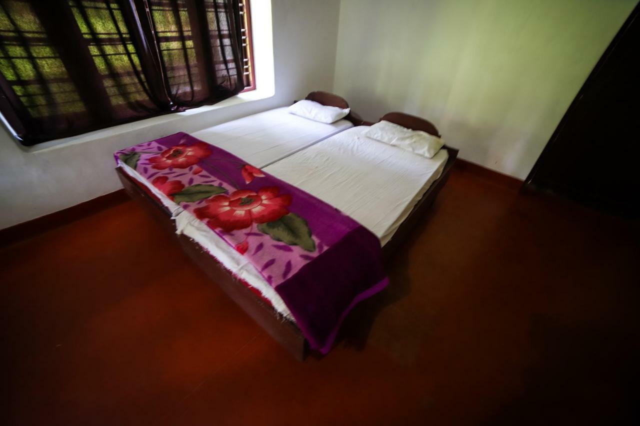 Misty Valley Hill Resorts Nelliyampathy エクステリア 写真